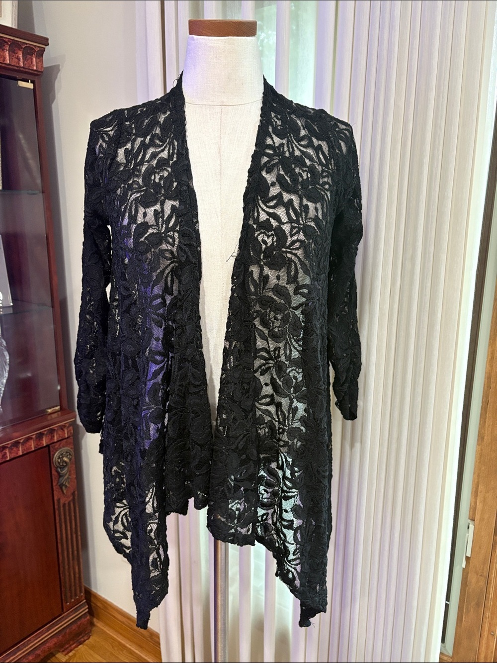Maria Gabrielle Black Floral stretch Lace Open Front Cardigan waterfall collar M
